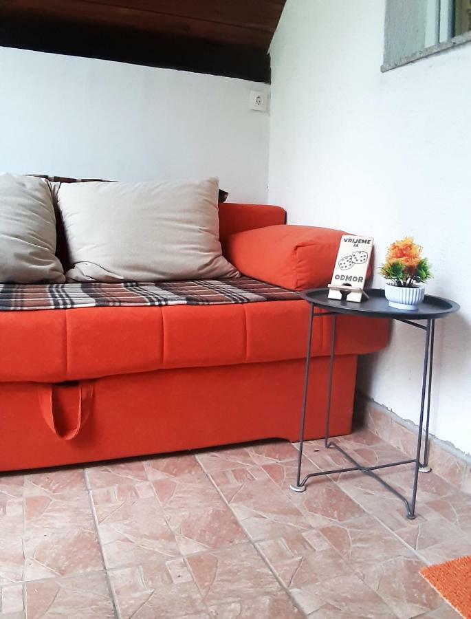 Apartman Nino Tounj Exteriér fotografie