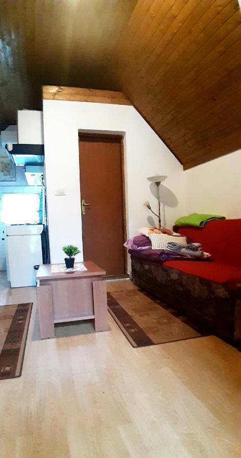 Apartman Nino Tounj Exteriér fotografie
